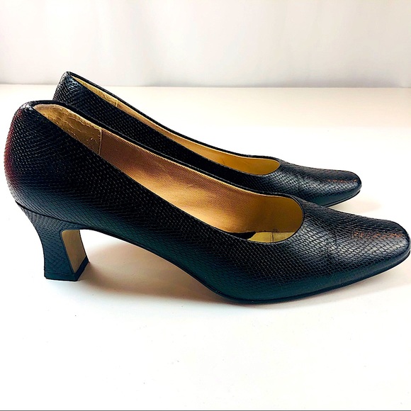 Donna Lawrence Fortune Lizard Heels / Pumps - Picture 3 of 11